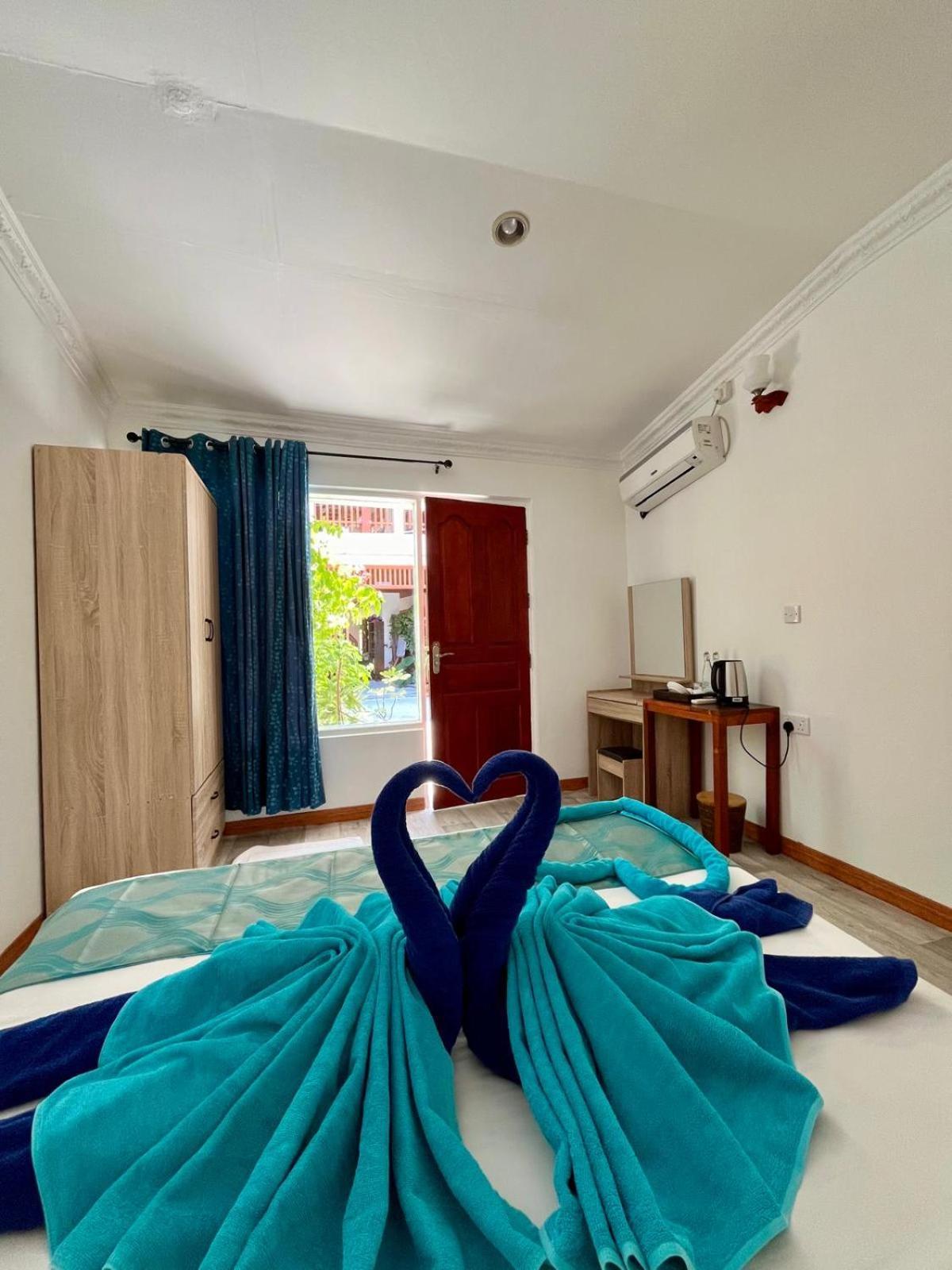 Ithaa Dhigurah Maldives Dhigurah (Alif Dhaal Atoll) Bagian luar foto